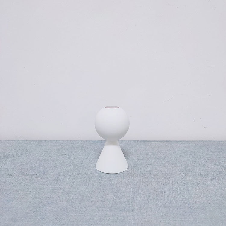 White Black Wooden Candle Holder Nice Minimalist Geometric Beech Shaped Candle Art Decoration Candle Seat