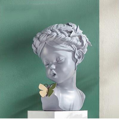 European Kissing Butterfly Angel Cute Girl Resin Statues Wedding Gifts Home Desktop Figurines Decoration Baby Sculpture Crafts