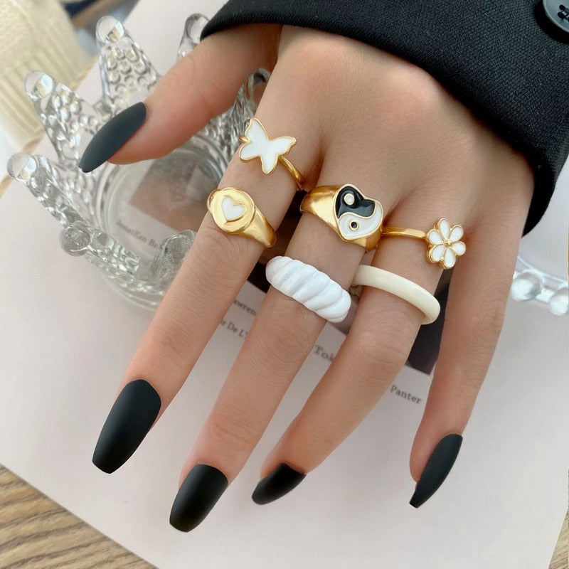 Bohemian Gold Chain Rings Set For Women Fashion Boho Coin Moon Heart Butterfly Rings Party 2022 Trend Jewelry Gift