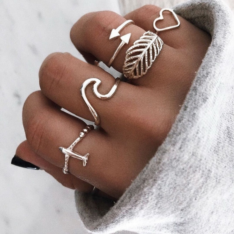 Bohemian Gold Chain Rings Set For Women Fashion Boho Coin Moon Heart Butterfly Rings Party 2022 Trend Jewelry Gift